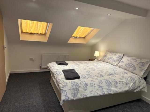 Luton Home Near Airport Private & Shared Bathroom Option Εξωτερικό φωτογραφία